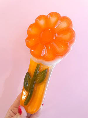 
            
                Load image into Gallery viewer, Vintage Lucite Flower Spoon Rest
            
        