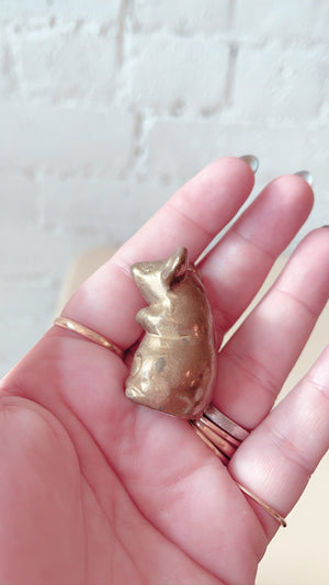 
            
                Load image into Gallery viewer, Vintage Brass Mouse
            
        