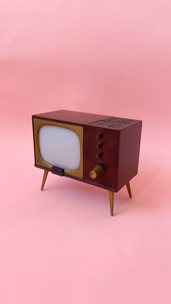 
            
                Load image into Gallery viewer, Vintage 1960&amp;#39;s Television Salt &amp;amp; Pepper Shaker Set
            
        