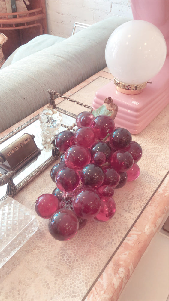 
            
                Load image into Gallery viewer, Vintage 1960&amp;#39;s Fuchsia Lucite Grapes
            
        