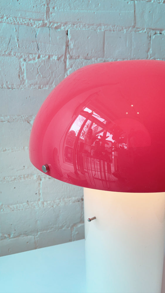 
            
                Load image into Gallery viewer, Space Age 1970&amp;#39;s Vintage Pink Plastic Mushroom Lamp
            
        