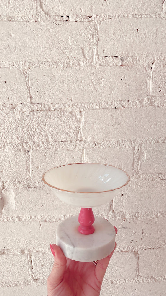 
            
                Load image into Gallery viewer, Vintage Soap Dish/Ring Holder
            
        