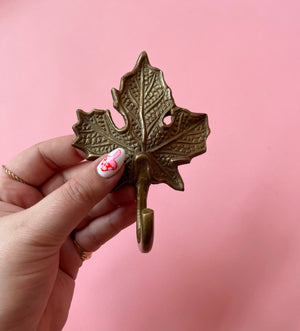 
            
                Load image into Gallery viewer, Vintage Brass Maple Leaf Hook
            
        