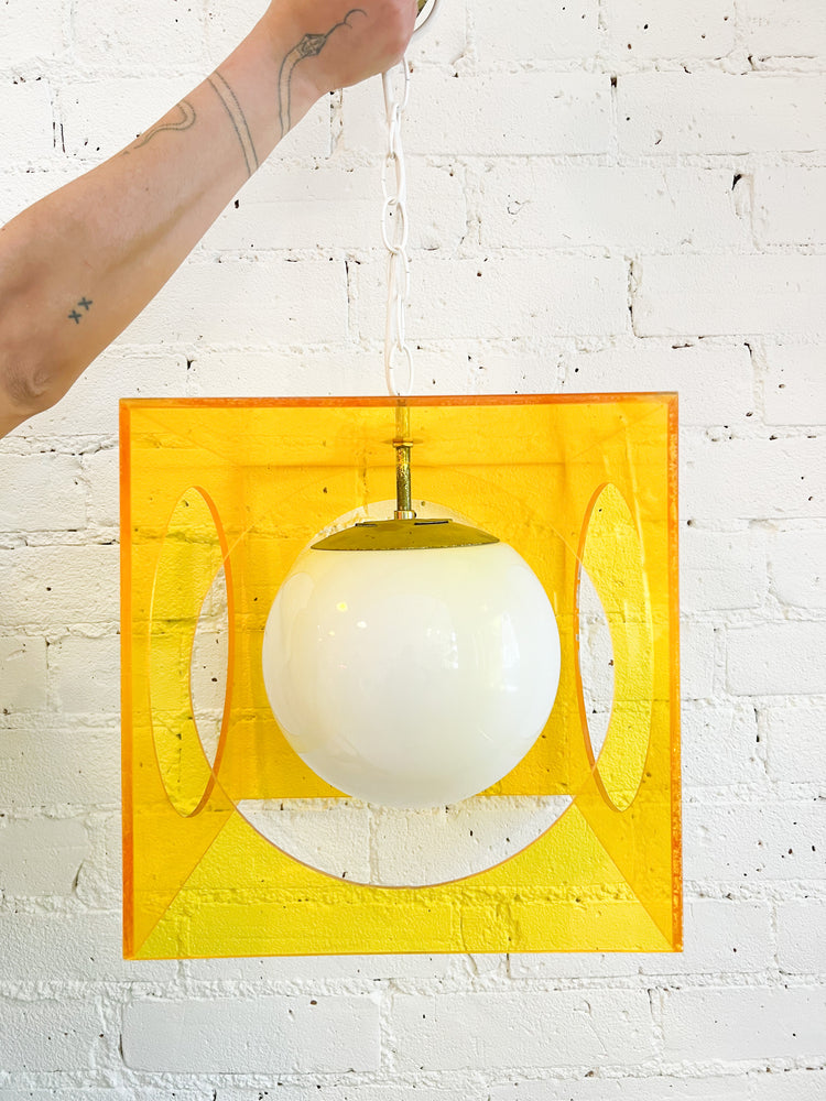 
            
                Load image into Gallery viewer, 1970&amp;#39;s Yellow Plexiglass Cube Orb Lamp
            
        