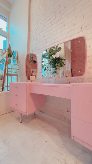 
            
                Load and play video in Gallery viewer, Atomic Pink Vintage Vanity
            
        