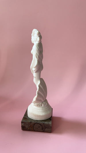 
            
                Load image into Gallery viewer, Vintage Birth of Aphrodite Sculpture
            
        