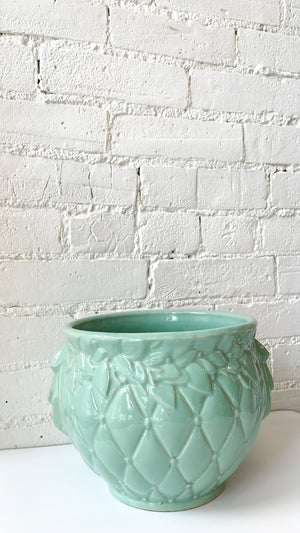 
            
                Load image into Gallery viewer, Vintage McCoy Quilted Jardiniere
            
        