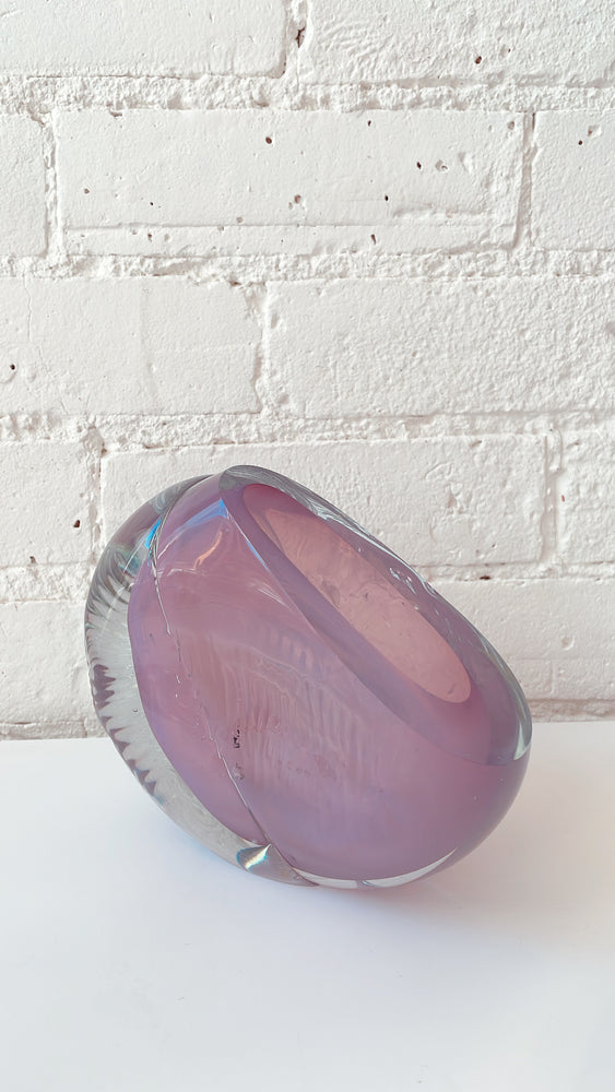 
            
                Load image into Gallery viewer, Vintage Art Glass Vase
            
        