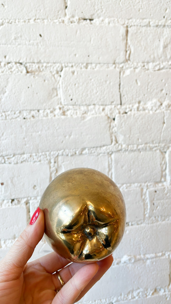 Vintage Brass Apple – The Apartment TO