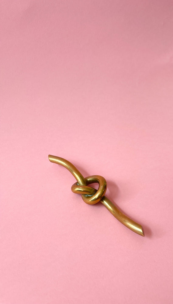 
            
                Load image into Gallery viewer, Vintage Brass Knot Paperweight
            
        