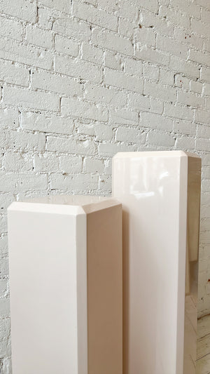 
            
                Load image into Gallery viewer, Vintage Light Pink Plinths
            
        