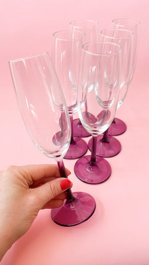 
            
                Load image into Gallery viewer, Vintage Purple Stemmed Champagne Flutes
            
        