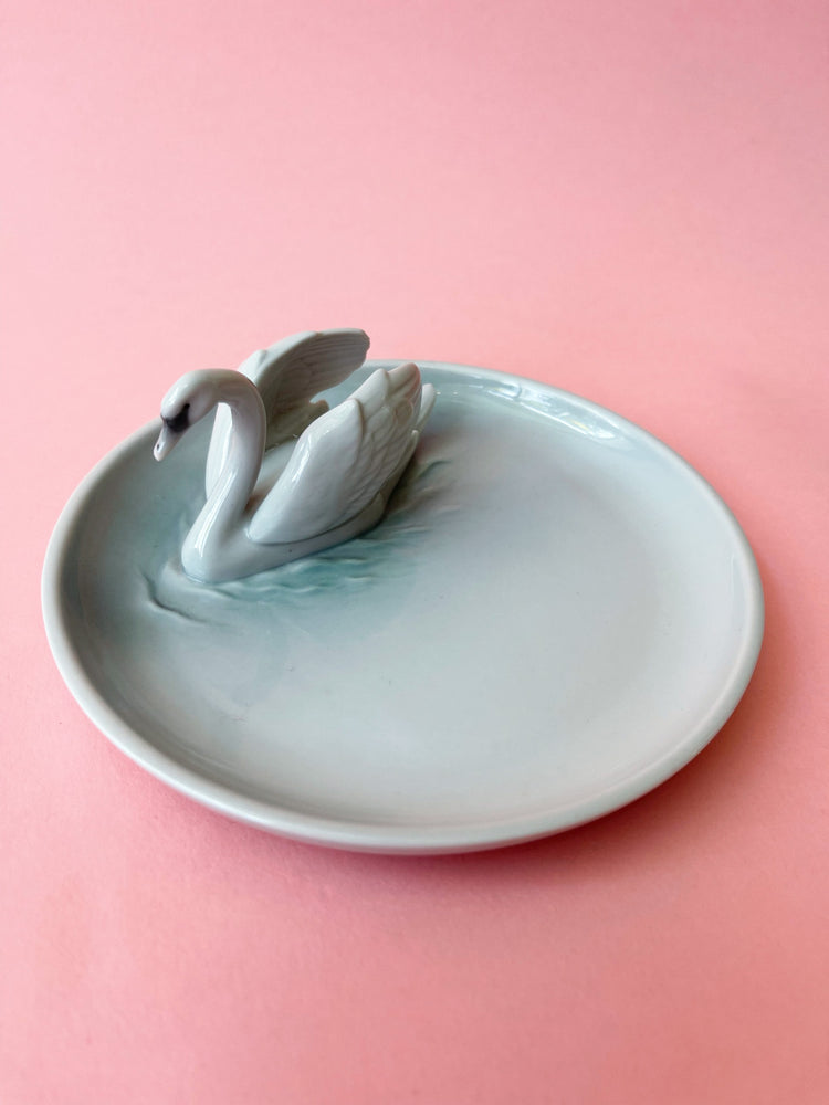 Vintage Ceramic Swan Ring Dish