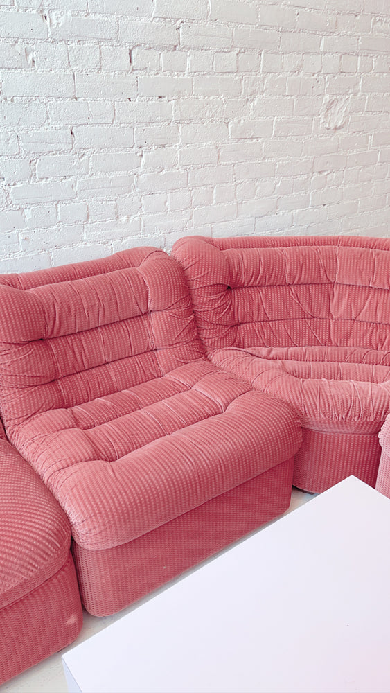 
            
                Load image into Gallery viewer, Vintage 1970’s Pink Modular Sectional
            
        
