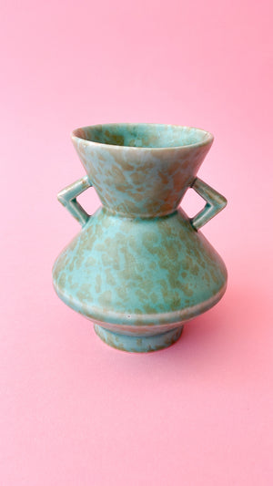 
            
                Load image into Gallery viewer, Vintage Dover Pottery Bud Vase
            
        