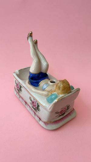 
            
                Load image into Gallery viewer, Vintage Ceramic Lady Ashtray with Waving Legs
            
        