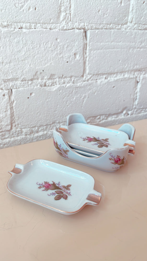 
            
                Load image into Gallery viewer, Vintage Ashtray Set with Holder
            
        