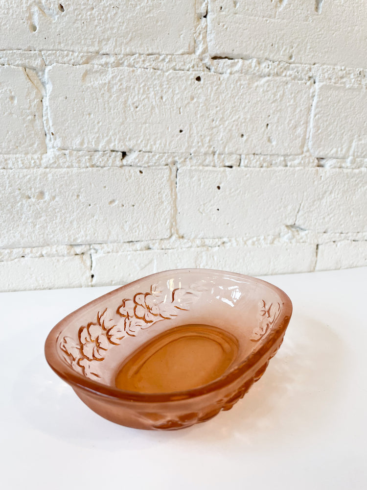 
            
                Load image into Gallery viewer, Vintage Glass Soap Dish
            
        