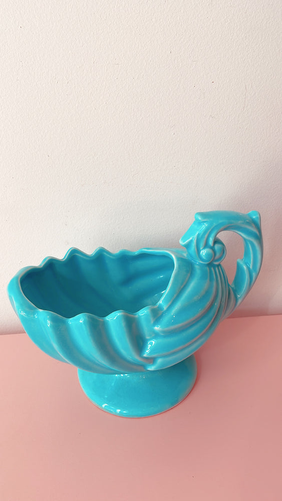 
            
                Load image into Gallery viewer, Vintage Ceramic Planter
            
        