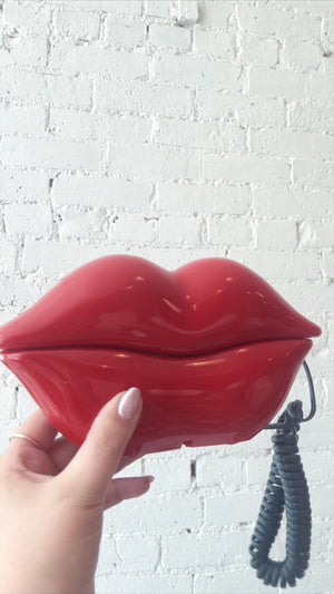 
            
                Load image into Gallery viewer, 1980’s Vintage Lips Phone
            
        