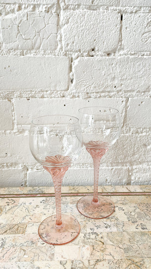 
            
                Load image into Gallery viewer, Vintage Wine Glasses
            
        