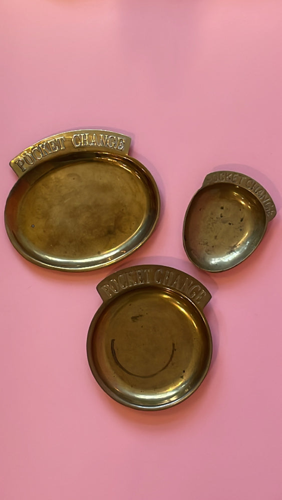 
            
                Load image into Gallery viewer, Vintage Brass Pocket Change Dish
            
        