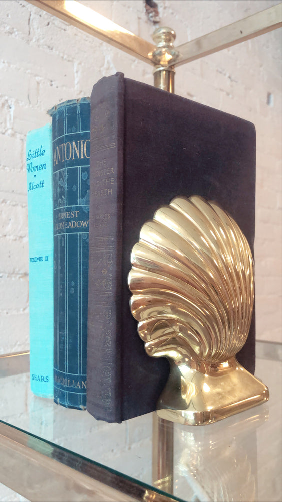Vintage Brass Shell Bookends (Pair) – The Apartment TO